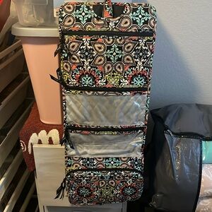 Vera Bradley toiletry travel bag